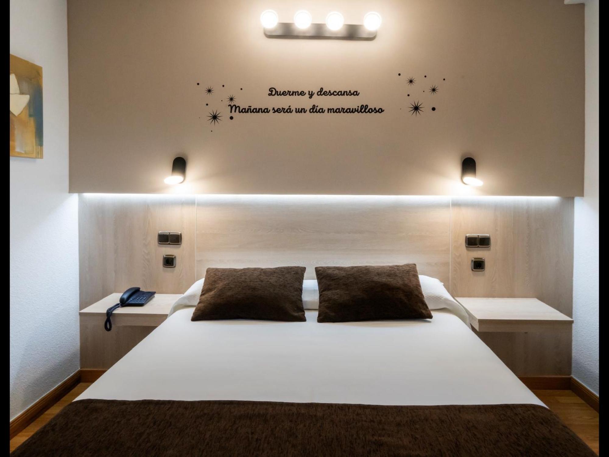 Hotel Mozárbez Salamanca Bagian luar foto