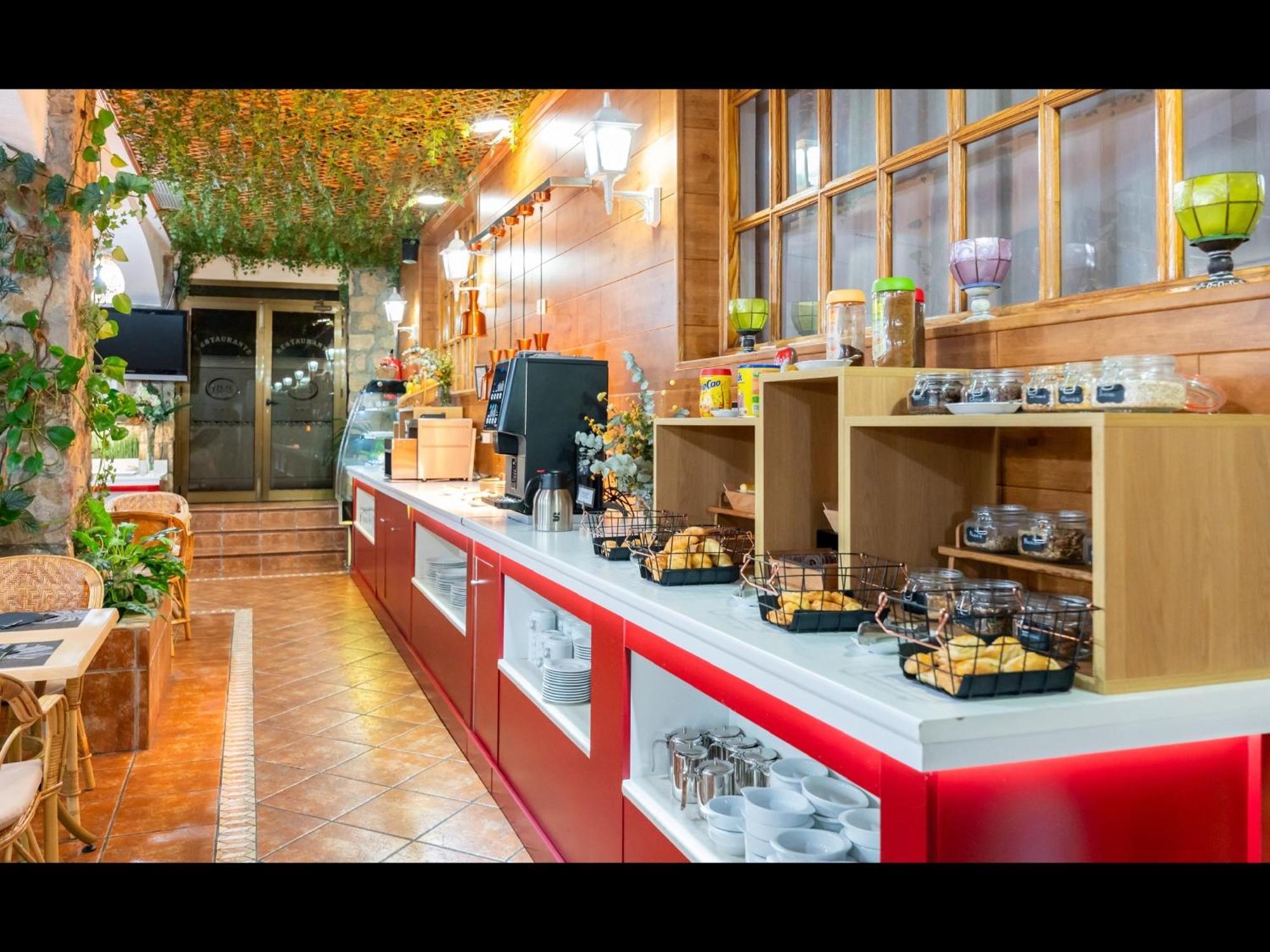 Hotel Mozárbez Salamanca Bagian luar foto