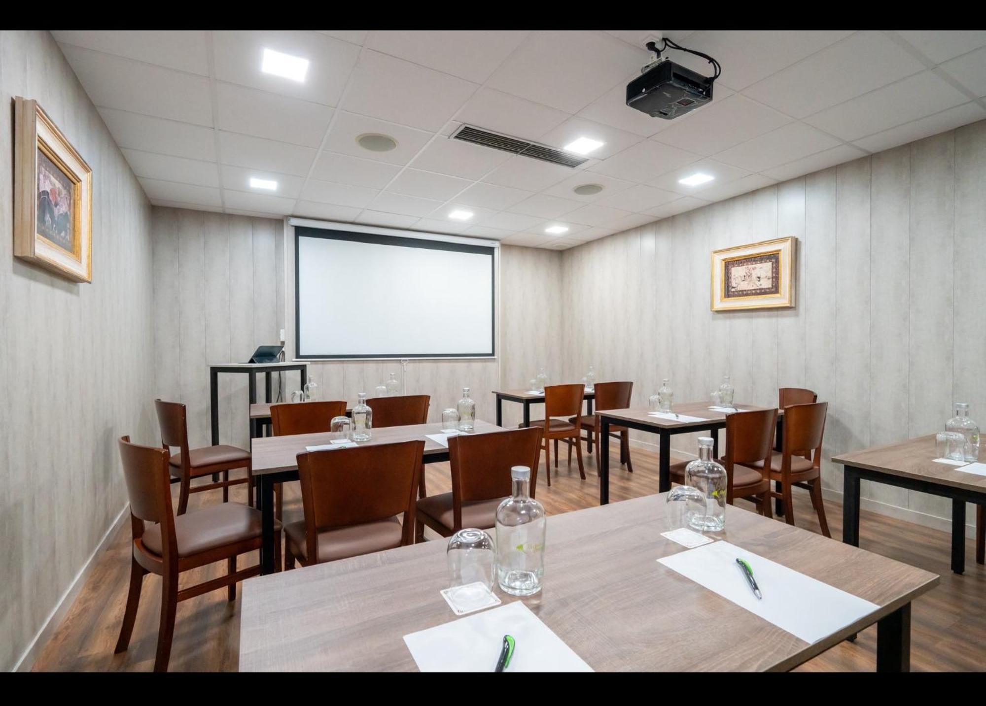 Hotel Mozárbez Salamanca Bagian luar foto