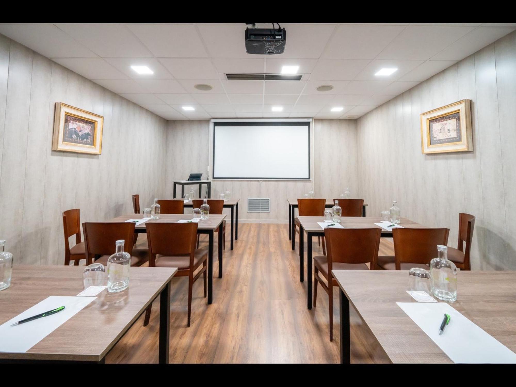 Hotel Mozárbez Salamanca Bagian luar foto