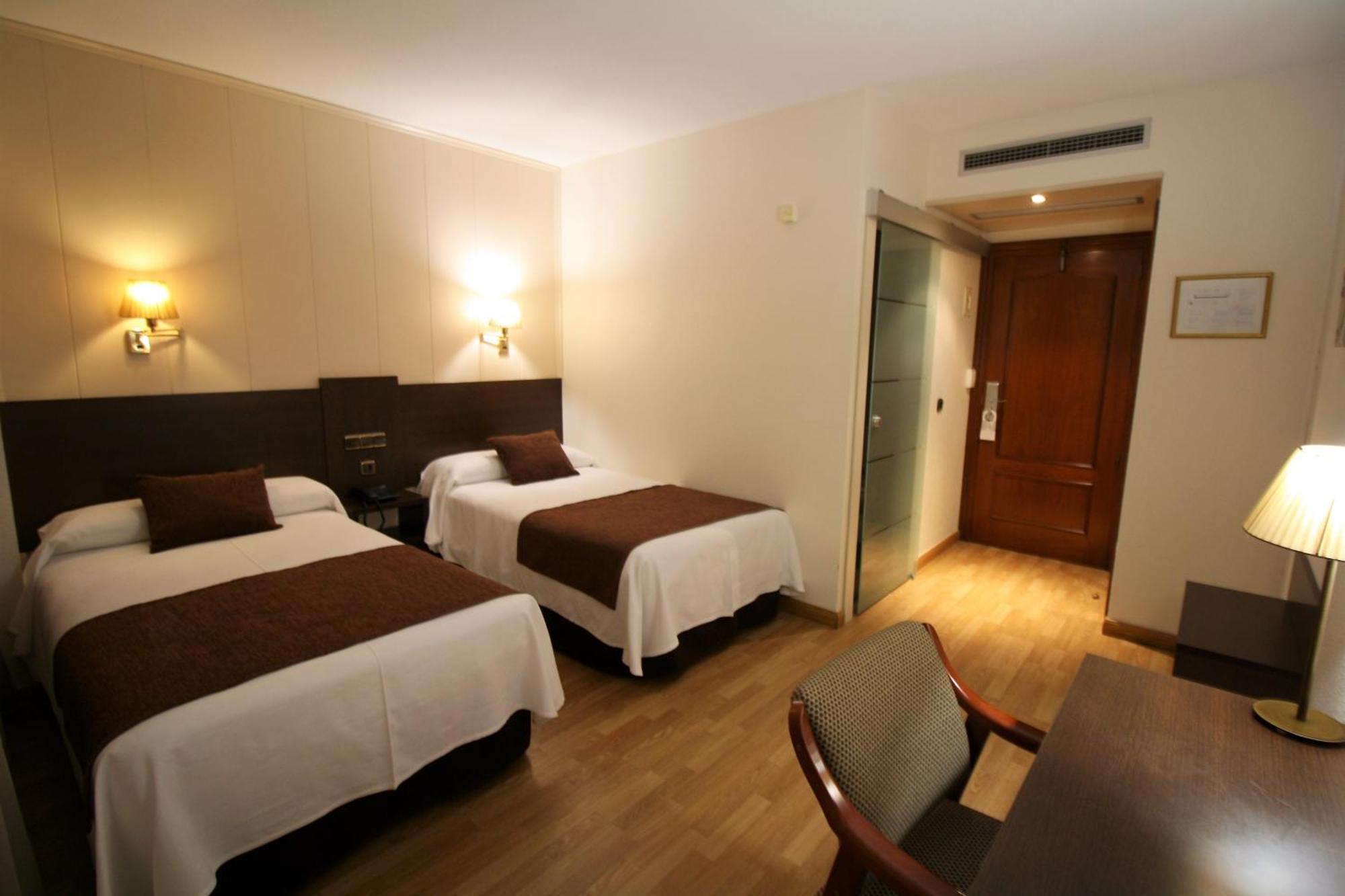 Hotel Mozárbez Salamanca Bagian luar foto